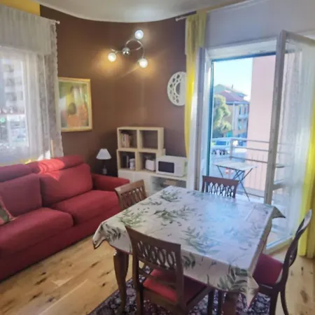 Davide Host Arcobaleno Apartamento *